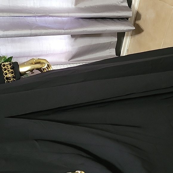 NWT Trina Turk Swank Black Jumpsuit Size 6 - Picture 4 of 12